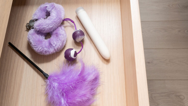 Hur forvarar man en dildo pleasure magasin sextoycity.se 1920x1080